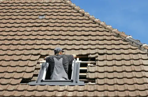 Pose de velux - Plumaugat